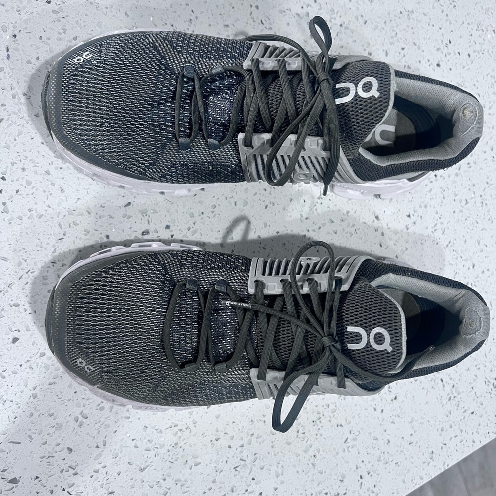 ON Running Gray Sneakers Mens Size 8.5 Grey Black - Picture 8 of 11